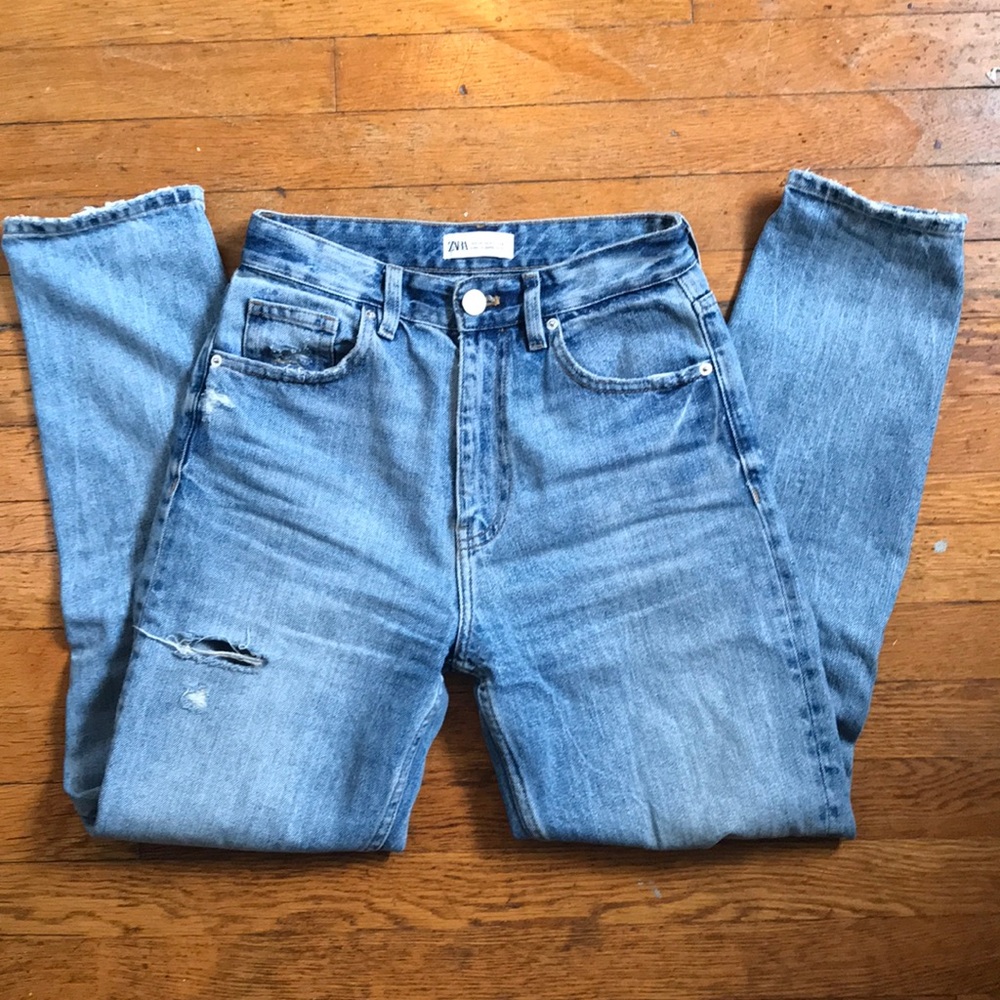 Zara High Rise Split Knee Mom Jeans